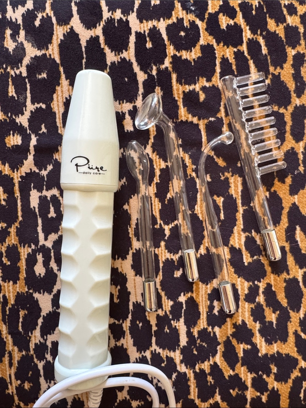 White Microcurrent Facial Wand with 4 Attachments